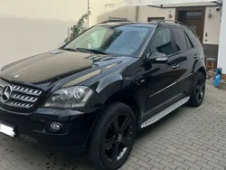 Schwarz Gebraucht 2008 Mercedes ML280 Edition 1 SUV | 10.400 € (Fairer Preis)