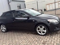 Schwarz Gebraucht 2009 Kia Ceed Kleinwagen | 1.890 €