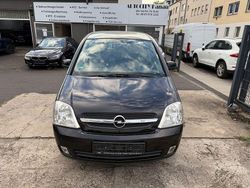 Schwarz Gebraucht 2005 Opel Meriva Van / Kleinbus | 3.490 € (Etwas zu teuer)