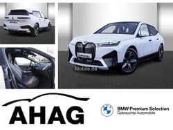 Weiß Gebraucht 2024 BMW iX Sport Line SUV | 58.840 € (Teuer)