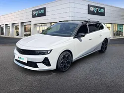 Arktis weiß Gebraucht 2024 Opel Astra Kombi | 26.600 € (Guter Preis)