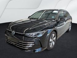 Schwarz Gebraucht 2025 VW Passat Elegance Kombi | 38.950 € (Superpreis)