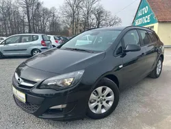 Schwarz Gebraucht 2014 Opel Astra Kombi | 7.750 € (Teuer)