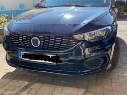 Schwarz Gebraucht 2018 Fiat Tipo Easy Limousine | 8.500 € (Fairer Preis)