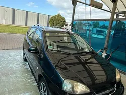 Schwarz Gebraucht 2004 Chevrolet Tacuma Van / Kleinbus | 1.950 € (Fairer Preis)