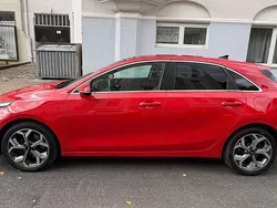Rot Gebraucht 2018 Kia Ceed Spirit Limousine | 16.900 € (Fairer Preis)