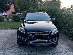 Schwarz Gebraucht 2007 Audi Q7 SUV | 7.800 € (Etwas zu teuer)