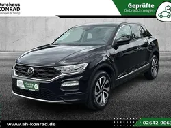 Deep black perleffekt Gebraucht 2021 VW T-Roc Active SUV | 20.990 € (Fairer Preis)
