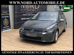 Uranograu Gebraucht 2023 VW Golf VIII Life Kombi | 20.880 € (Guter Preis)