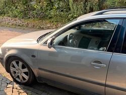 Grau Gebraucht 2001 VW Passat Kombi | 1.950 € (Fairer Preis)