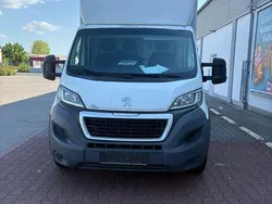 Weiß Gebraucht 2016 Peugeot Boxer Van | 7.450 € (Teuer)