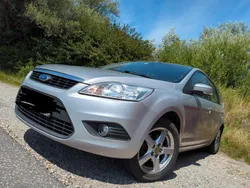 Silber Gebraucht 2010 Ford Focus Titanium Kombi | 2.479 € (Guter Preis)
