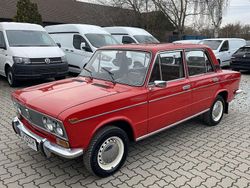 Rot Gebraucht 1983 Lada 2103 Limousine | 5.900 €