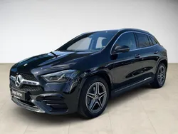 Schwarz (unilack nachtschwarz) Gebraucht 2023 Mercedes GLA200 Style SUV | 40.980 € (Etwas zu teuer)