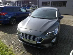 Magneticgrau (metallic) Gebraucht 2018 Ford Focus Titanium Kleinwagen | 17.690 € (Etwas zu teuer)