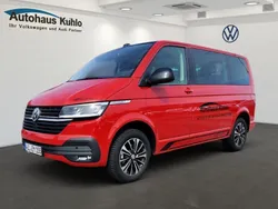 Rot Gebraucht 2023 VW Caravelle Comfortline Van / Kleinbus | 49.990 €