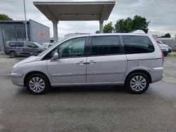 Grau Gebraucht 2011 Citroën C8 Attraction Van / Kleinbus | 3.900 € (Fairer Preis)