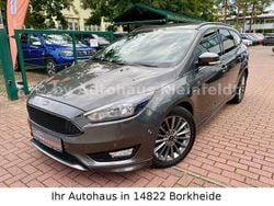 Grau Gebraucht 2018 Ford Focus ST-Line Kombi | 9.490 € (Guter Preis)