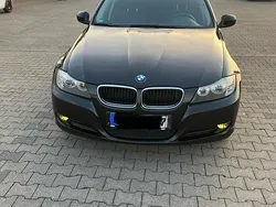 Schwarz Gebraucht 2009 BMW 318 Performance Kombi | 3.749 € (Fairer Preis)