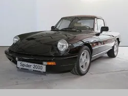 Schwarz Gebraucht 1992 Alfa Romeo Spider Cabrio | 17.500 €