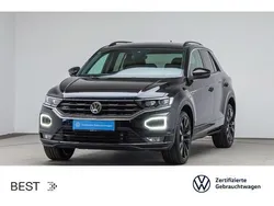 Deep black perleffekt (metallic) Gebraucht 2020 VW T-Roc R-line SUV | 25.988 € (Fairer Preis)