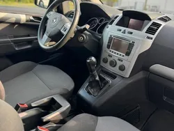 Silber Gebraucht 2012 Opel Zafira Family Van / Kleinbus | 2.200 € (Superpreis)