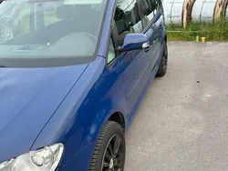 Blau Gebraucht 2009 VW Touran Conceptline Van / Kleinbus | 2.000 € (Superpreis)