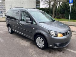 Grau Gebraucht 2015 VW Caddy Maxi Trendline Van / Kleinbus | 7.950 € (Guter Preis)