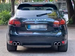 Schwarz Gebraucht 2013 Porsche Cayenne Turbo SUV | 19.650 €