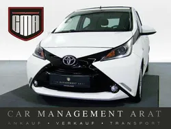 Weiß Gebraucht 2015 Toyota Aygo X-wave Kleinwagen | 7.591 € (Fairer Preis)