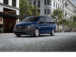 Blau Gebraucht 2022 Mercedes Vito Van / Kleinbus | 32.899 € (Fairer Preis)