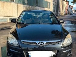 Schwarz Gebraucht 2009 Hyundai i30 Classic Limousine | 2.000 € (Fairer Preis)