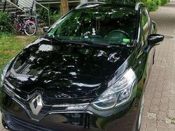 Schwarz Gebraucht 2015 Renault Clio GrandTour LIMITED Kombi | 6.900 € (Etwas zu teuer)
