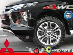 Pianoschwarz (p) Gebraucht 2022 Mitsubishi L200 Abholung | 28.490 € (Superpreis)