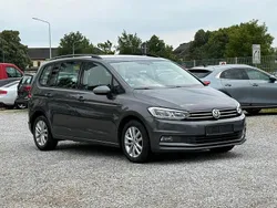 Indiumgrau metallic Gebraucht 2017 VW Touran Comfortline Van / Kleinbus | 11.500 € (Teuer)