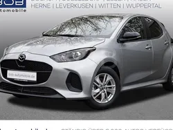 Silbern Neu 2025 Mazda 2 Center-Line Limousine | 22.888 € (Fairer Preis)
