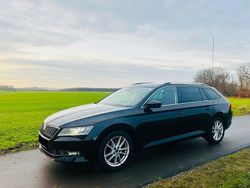 Schwarz Gebraucht 2018 Skoda Superb Ambition Kombi | 19.200 € (Teuer)