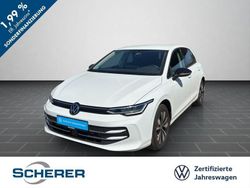 Pure white Gebraucht 2024 VW Golf VIII Goal Limousine | 27.900 € (Guter Preis)