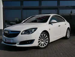 Weiß Gebraucht 2016 Opel Insignia OPC Limousine | 11.900 € (Fairer Preis)