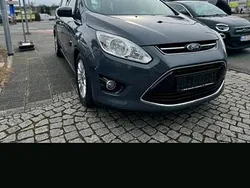 Grau Gebraucht 2015 Ford C-MAX Van / Kleinbus | 9.500 € (Teuer)