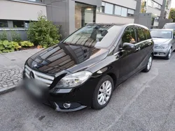 Schwarz Gebraucht 2014 Mercedes B220 Van / Kleinbus | 13.999 € (Etwas zu teuer)