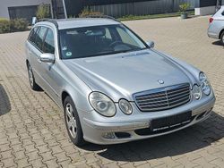 Silber Gebraucht 2004 Mercedes E220 Classic Limousine | 1.850 € (Superpreis)