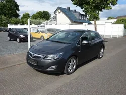 Grau Gebraucht 2010 Opel Astra Sport Limousine | 3.800 € (Fairer Preis)