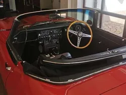 Rot Gebraucht 1965 Jaguar E-Type Cabrio | 89.000 €