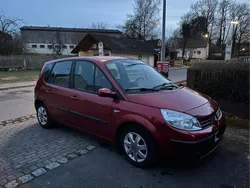 Rot Gebraucht 2005 Renault Scénic II Van / Kleinbus | 2.000 € (Fairer Preis)