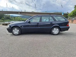 Blau Gebraucht 2002 Mercedes C240 Classic Kombi | 1.000 € (Guter Preis)