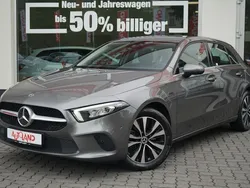 Silber Gebraucht 2021 Mercedes A250 Limousine | 26.990 € (Fairer Preis)
