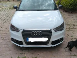 Weiß Gebraucht 2014 Audi A1 Kleinwagen | 5.210 €