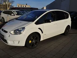 Weiß Gebraucht 2008 Ford S-MAX Titanium Van / Kleinbus | 5.990 € (Teuer)