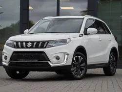 Weiß Gebraucht 2022 Suzuki Vitara Comfort+ SUV | 20.900 € (Fairer Preis)